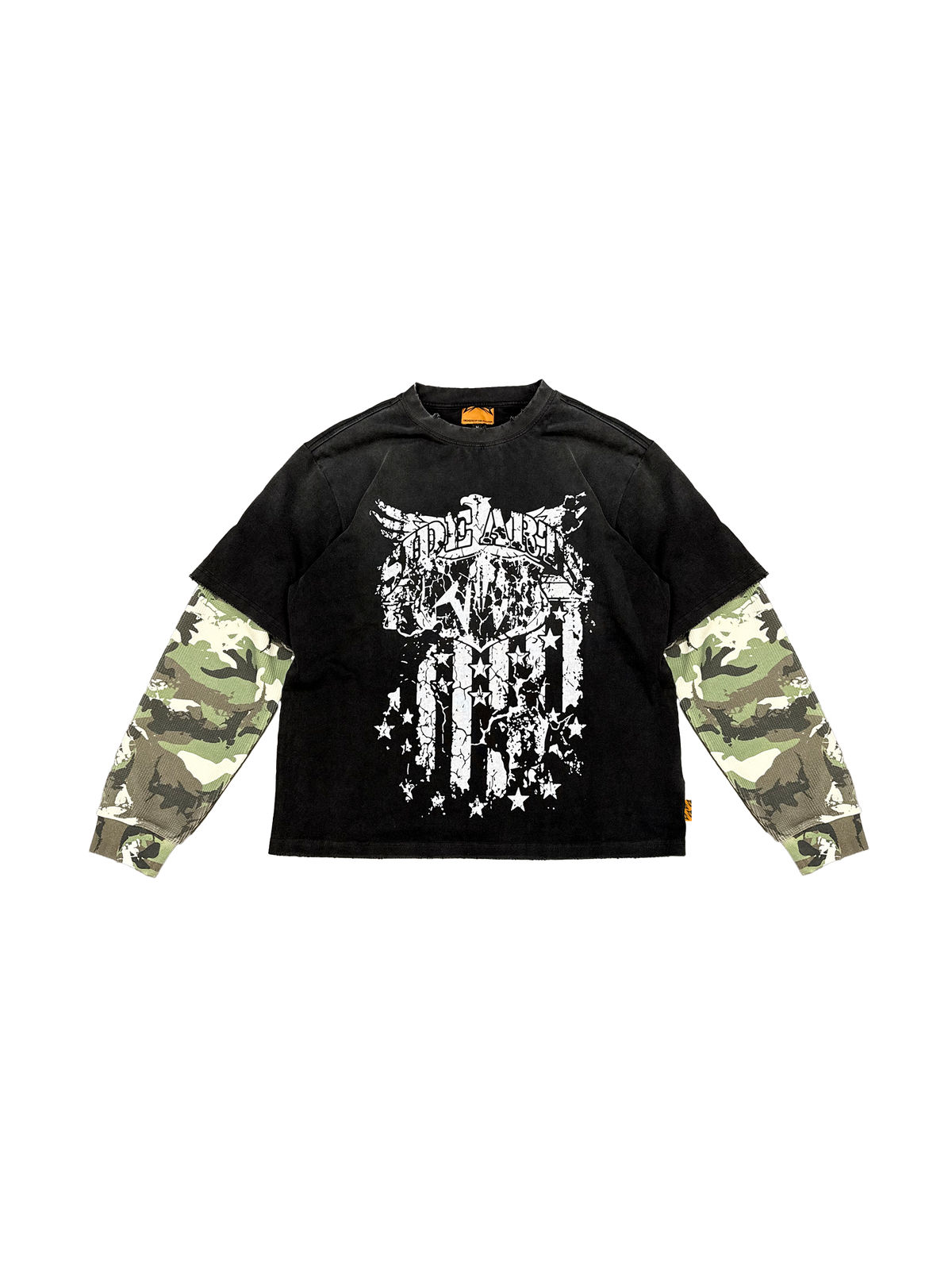 T-shirt CAMO DOUBLE LAYER LONGSLEEVE SIDE ARTS noir délavé, manches longues camouflage vert superposées, imprimé blanc effet craquelé avec aigle et étoiles, vue de face - T-Shirt SIDE ARTS (1)