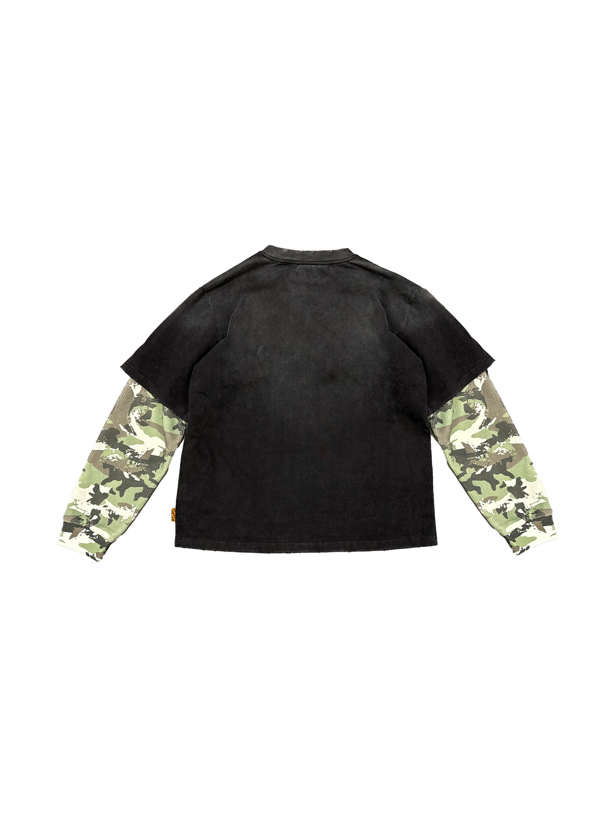 T-shirt CAMO DOUBLE LAYER LONGSLEEVE SIDE ARTS noir délavé, manches longues camouflage vert superposées, vue de dos - T-Shirt SIDE ARTS (2)